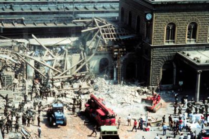 Risultati immagini per strage di bologna