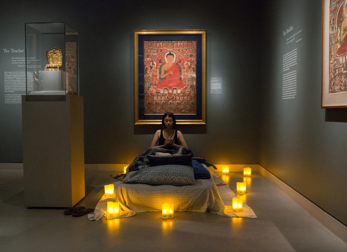 Il Rubin Museum of Art di New York permette ai propri visitatori di passare una notte di meditazione tra antiche opere d'arte buddista
