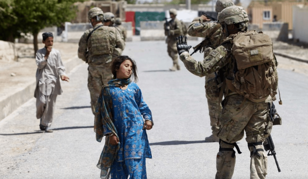 La NATO schiera in Afghanistan almeno 13mila militari per sostenere il governo di Kabul
