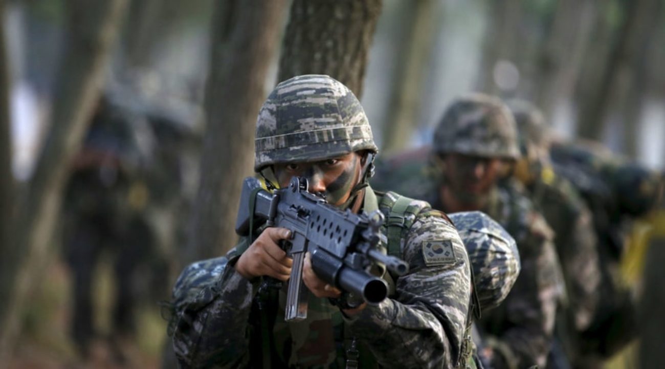 Un soldato dell'esercito della Corea del Sud