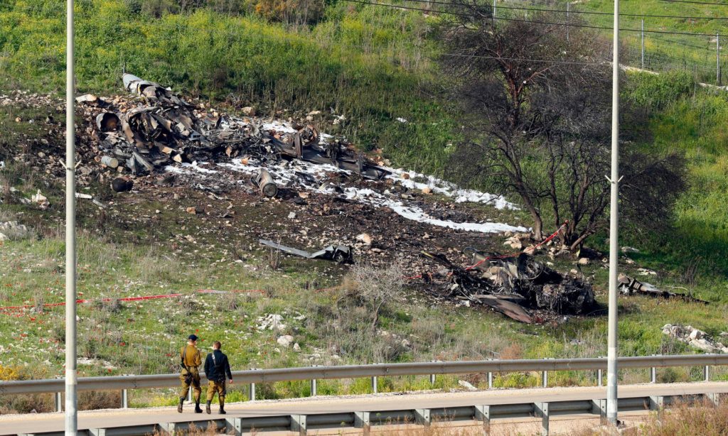 israele attacco siria jet abbattuto