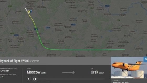 russia-aereo-linea-precipita-mosca