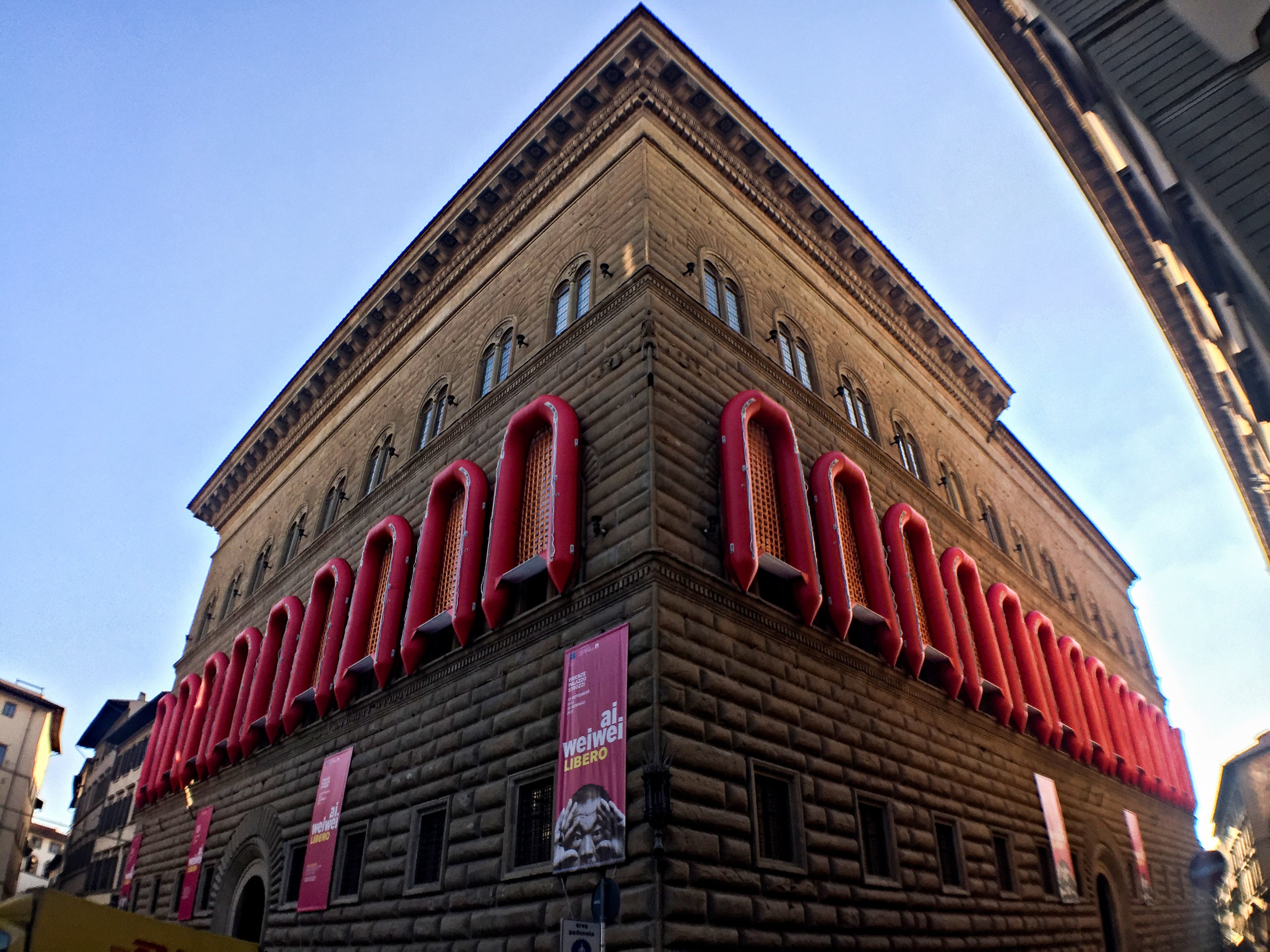 ai wewei installazione migranti