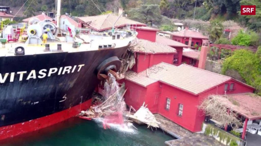 turchia nave distrugge villa ozpetek