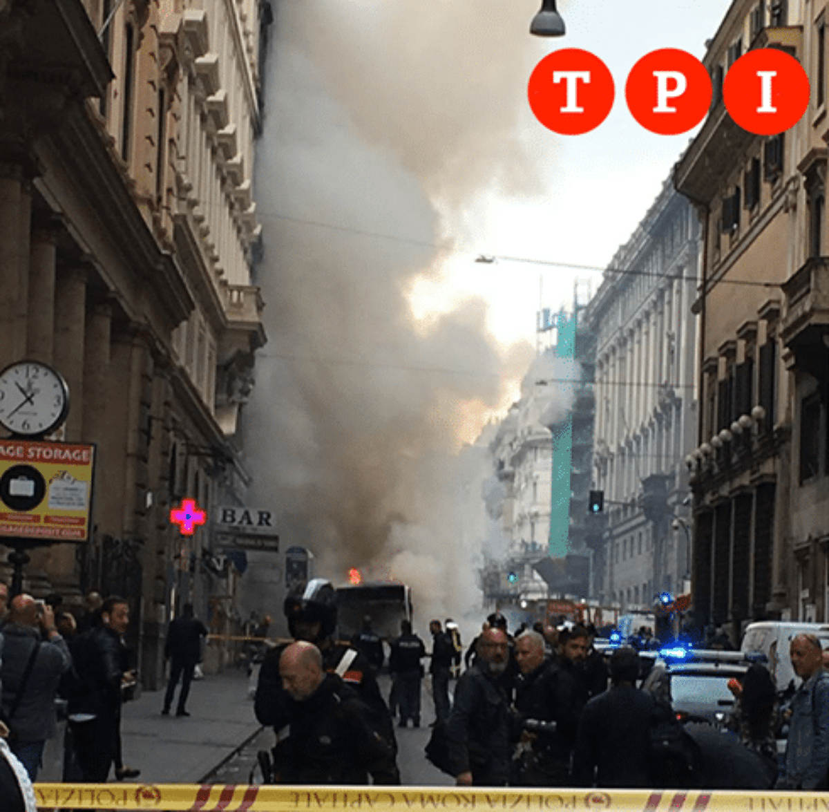 Esplosione bus Roma