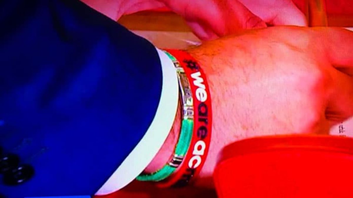 Salvini braccialetto Milan