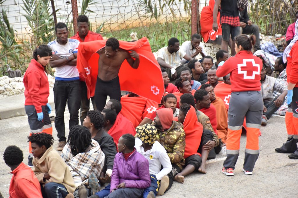 spagna supera italia migranti