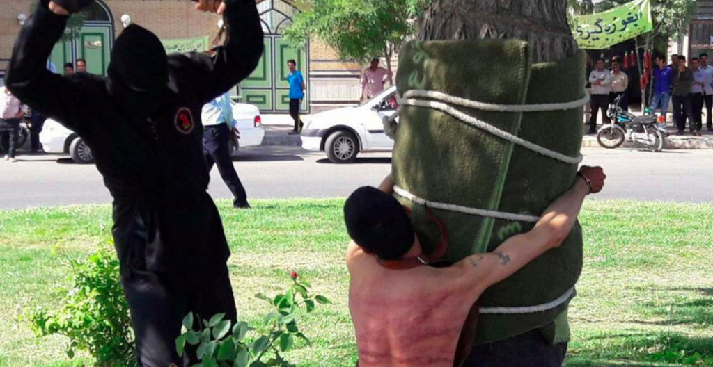 iran ragazzo fustigato