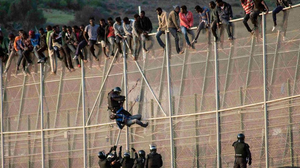 migranti frontiera spagna marocco