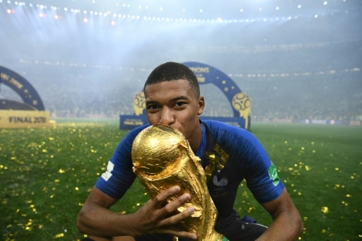 mondiali francia kylian mbappé beneficenza