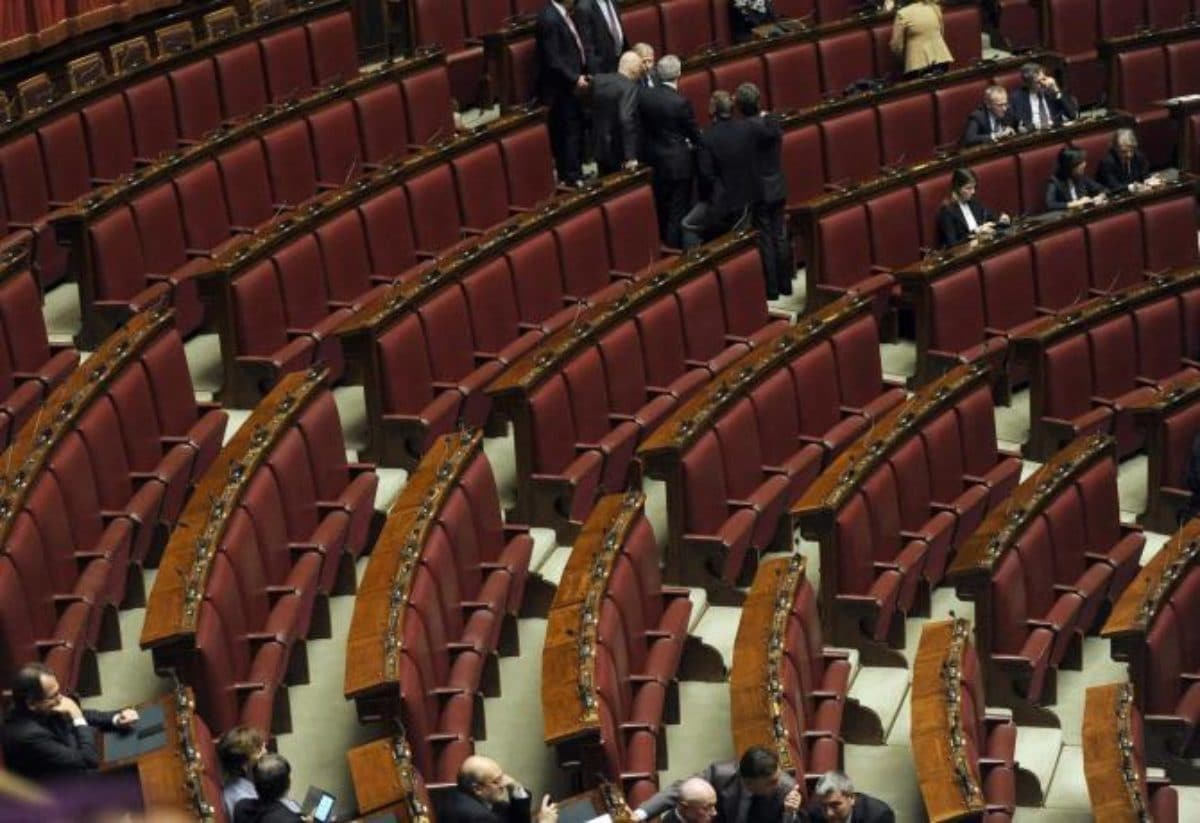 deputati senatori assenze parlamento