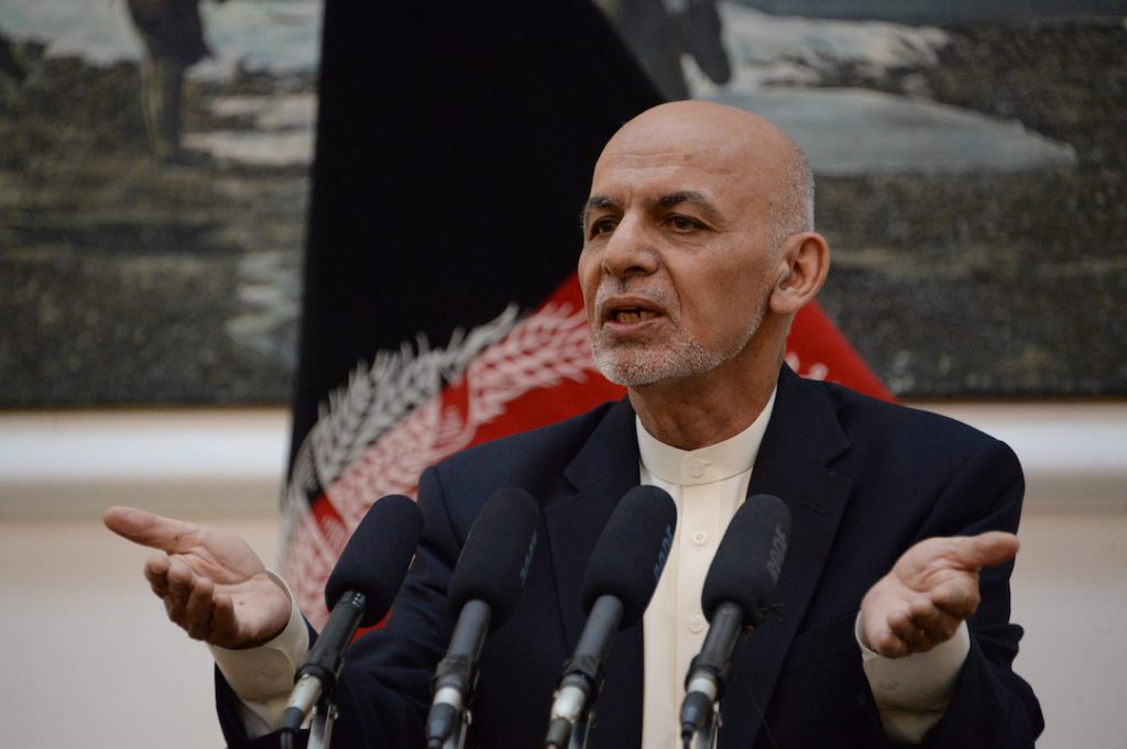 afghanistan razzi palazzo presidenziale