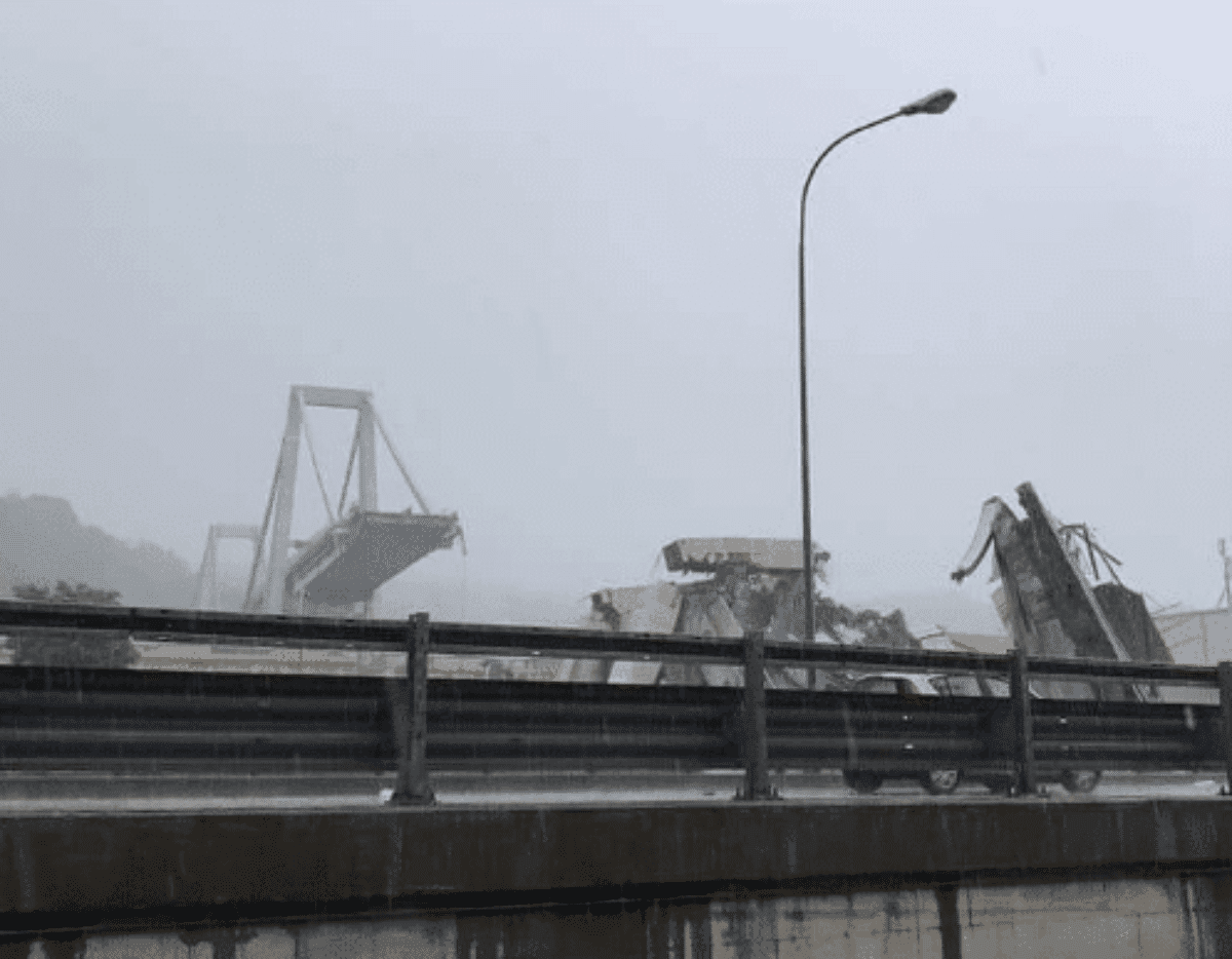 Crollo ponte genova
