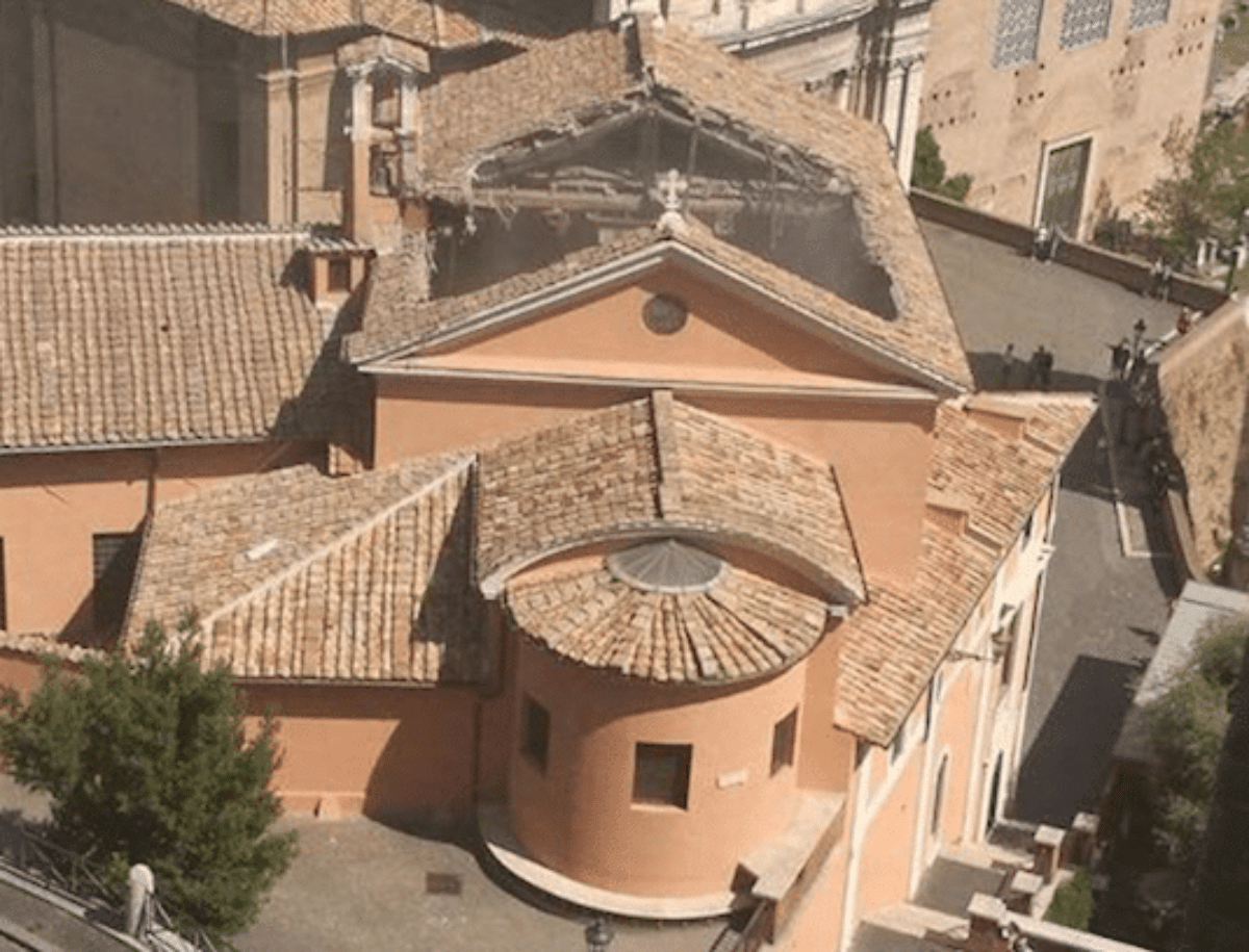 tetto chiesa Roma