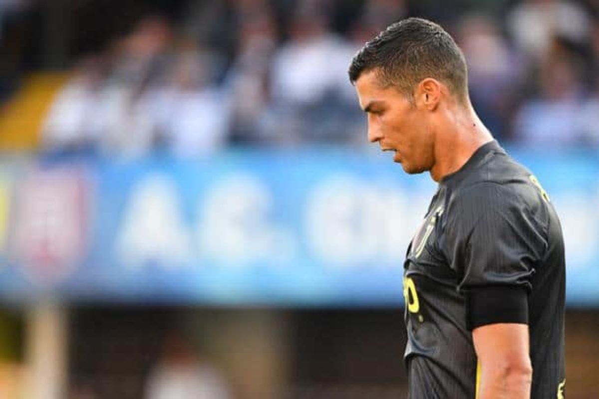Valencia Juventus espulso Ronaldo Video