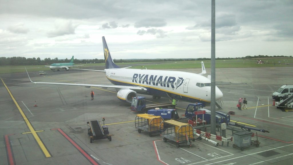 passeggero ritardo Ryanair