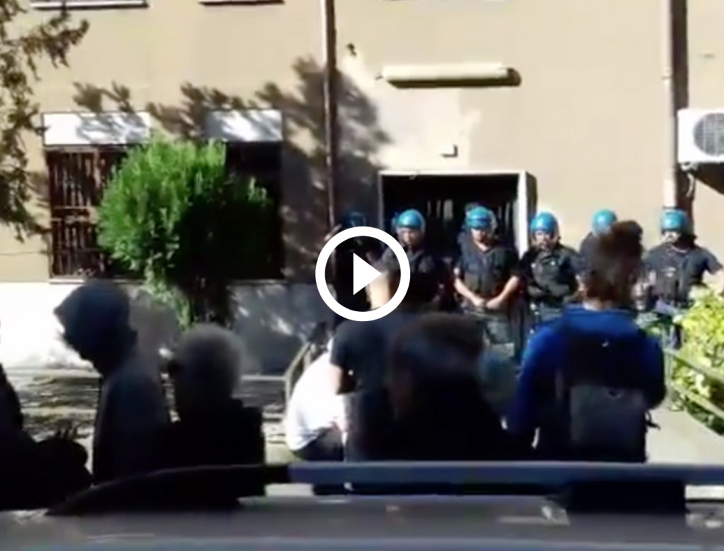 pensionata sgomberata scontri roma