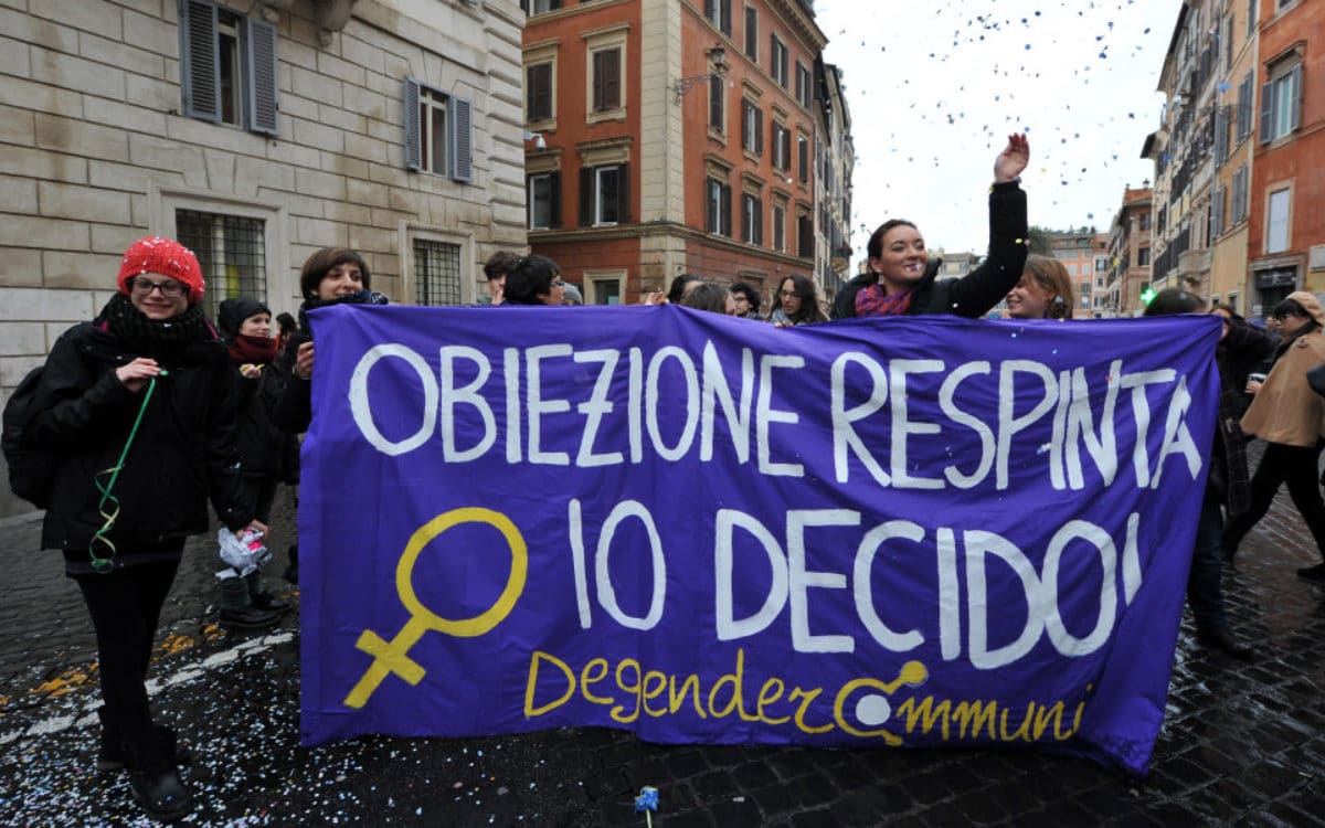 mozione contro aborto roma