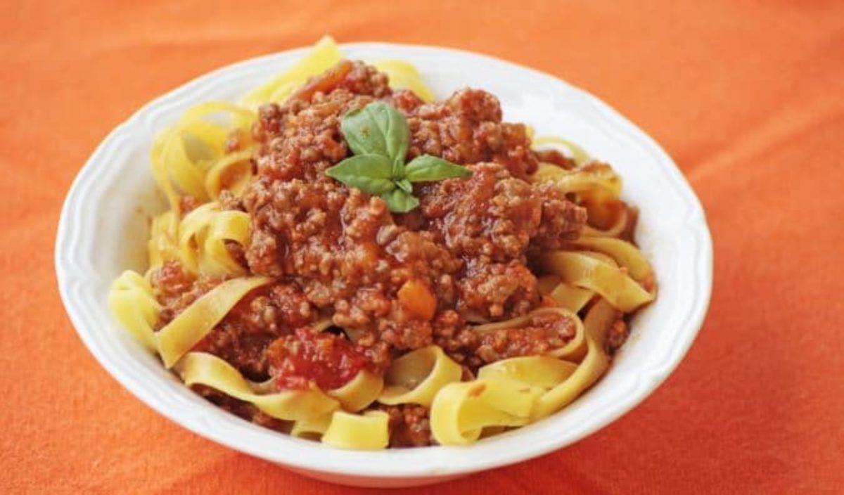 vegana minaccia madre coltello