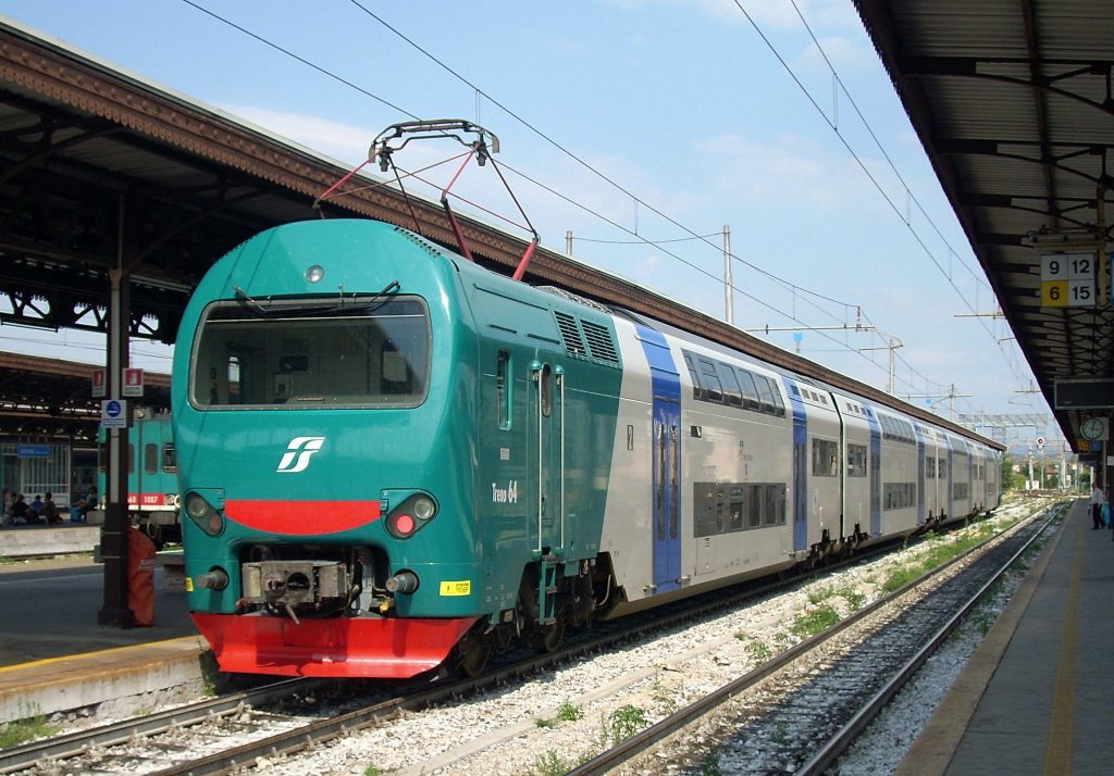 migrante senza biglietto treno morto