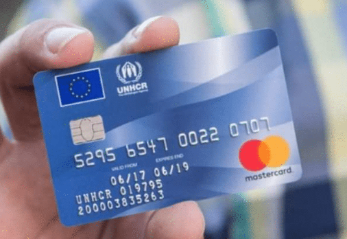 Migranti carte credito
