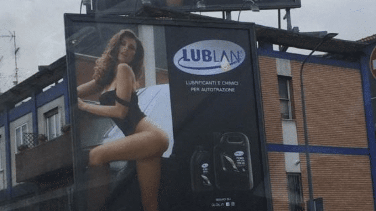 pubblicità lingerie milano