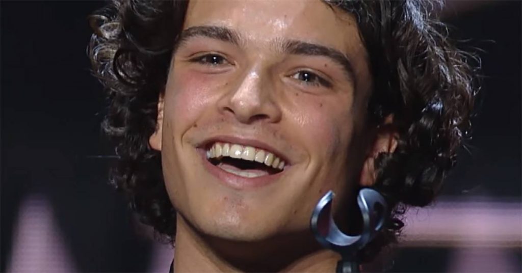 x factor 2018 piume leo gassmann