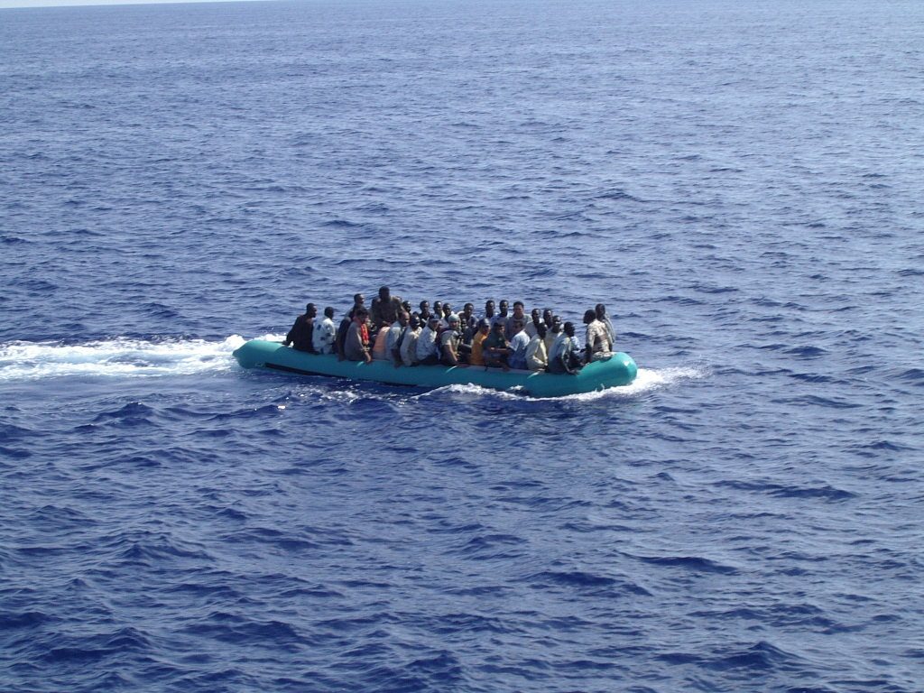 migranti naufragio melilla cadice