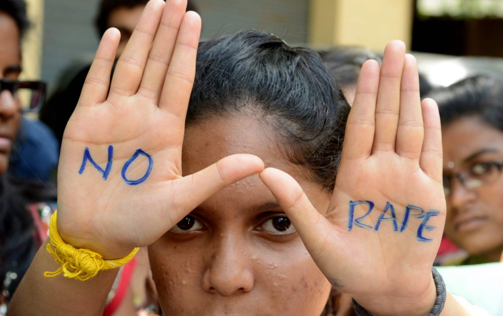 india stupro clinica