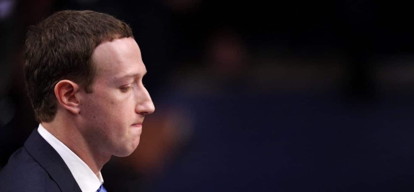 zuckerberg chiudere facebook