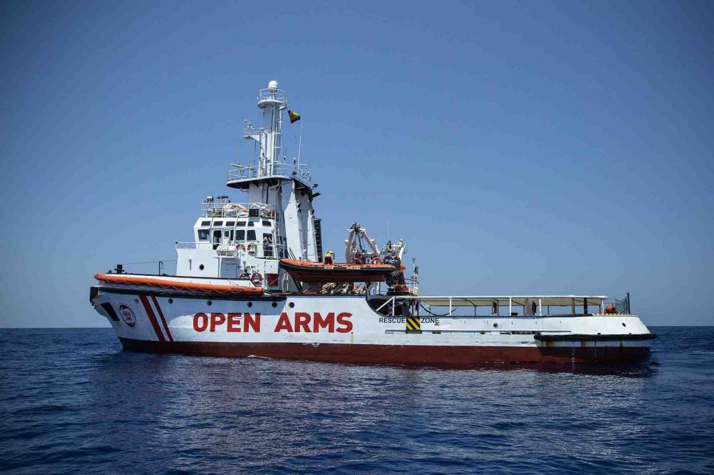 nave open arms spagna
