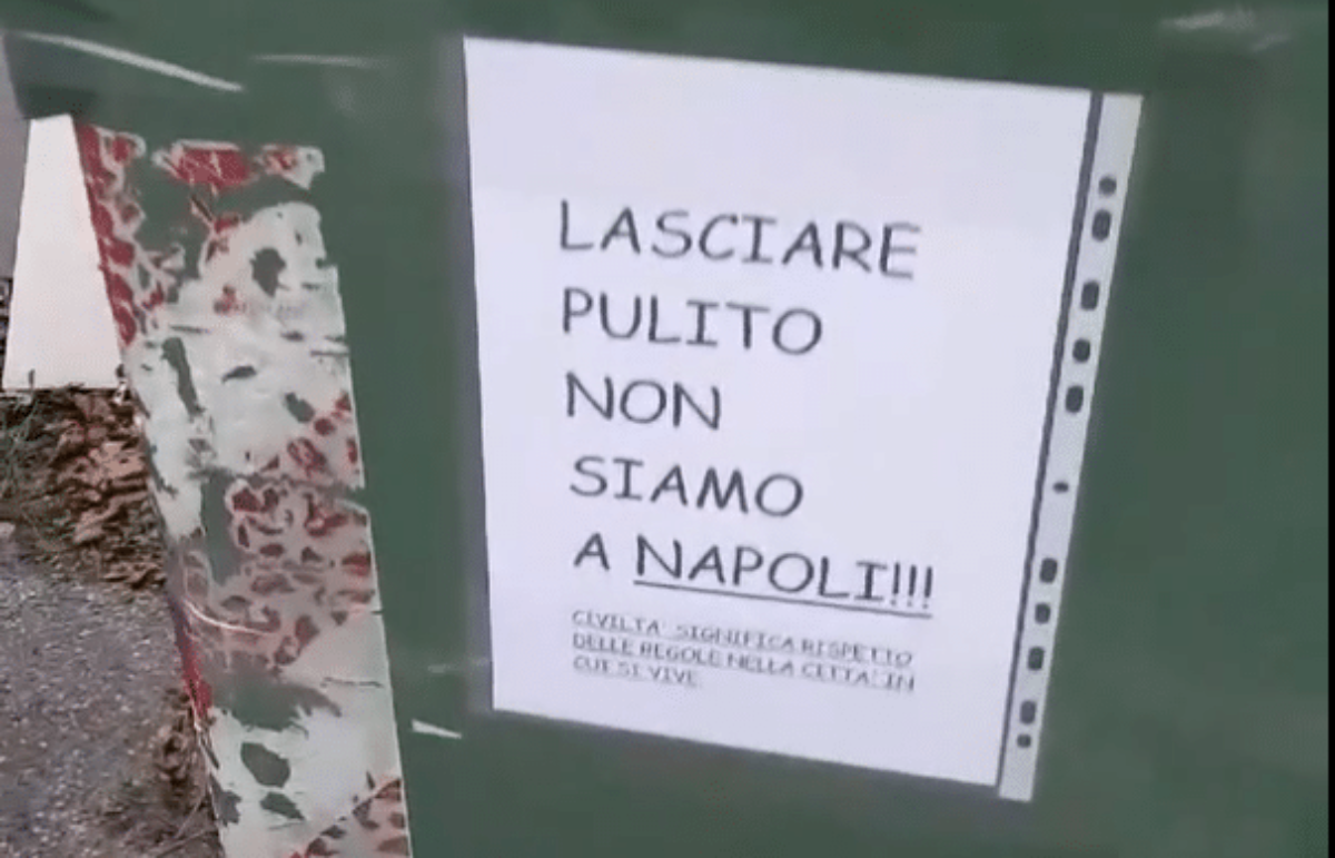cartelli contro napoletani pordenone