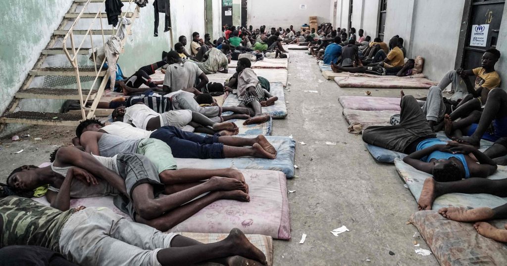 migranti riportati in libia torture