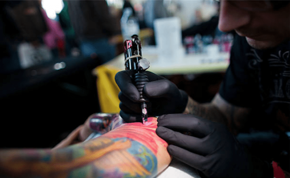 tatuaggi allarme pigmento velenoso