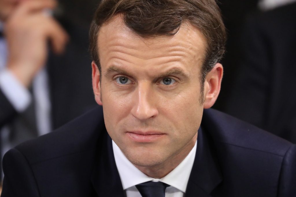 Francia richiama ambasciatore italia