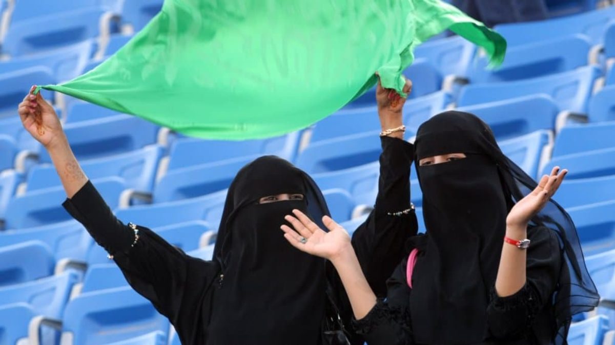 Наказания в саудовской аравии. Наказание женщин в Саудовской Аравии. Казни женщин в Саудовской Аравии. ТАИФ Саудовская Аравия.