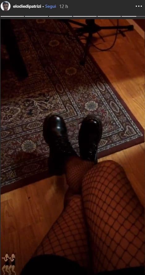 diletta leotta elodie calze a rete