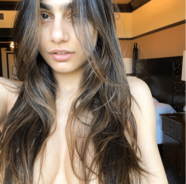 mia khalifa seno distrutto