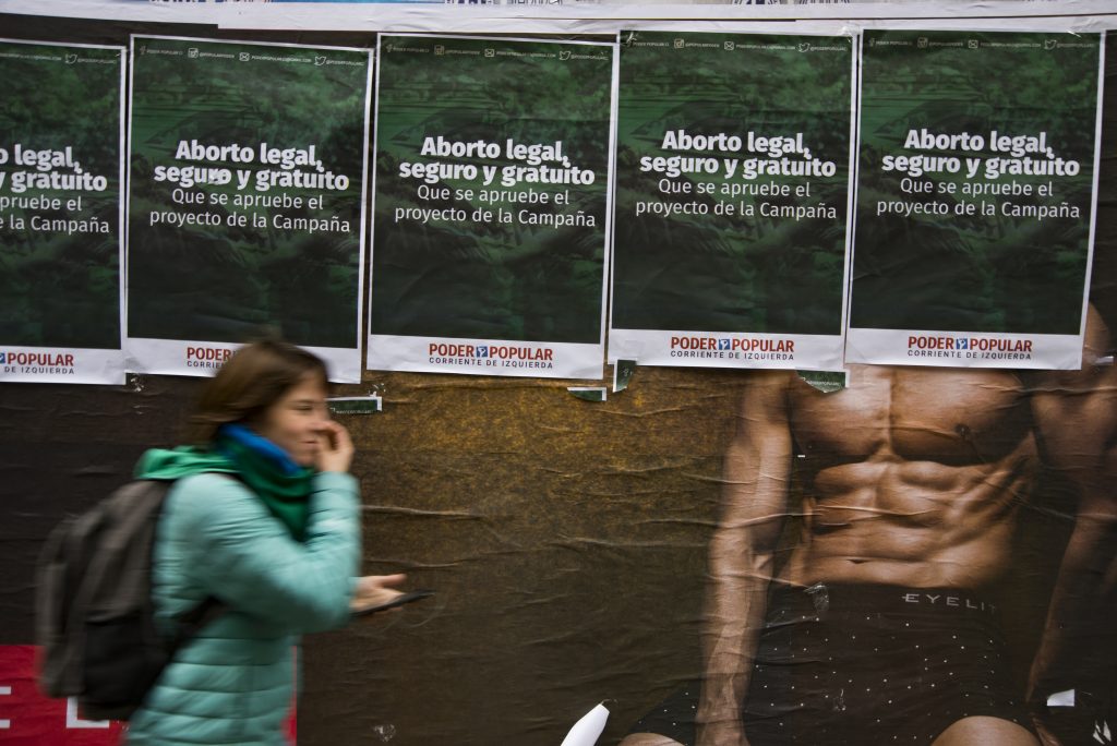 bambina stuprata aborto negato argentina