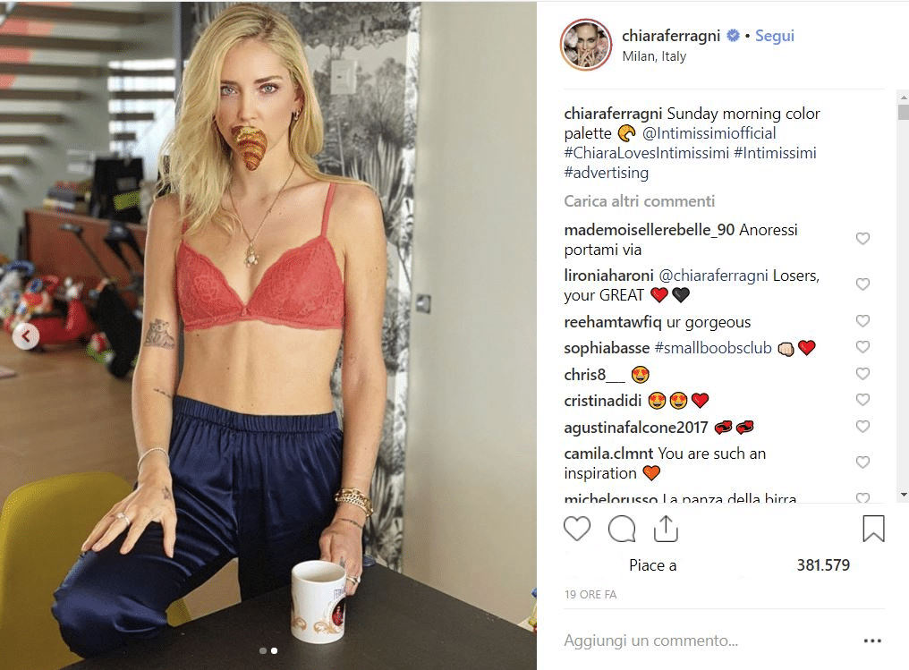 chiara ferragni critiche seno