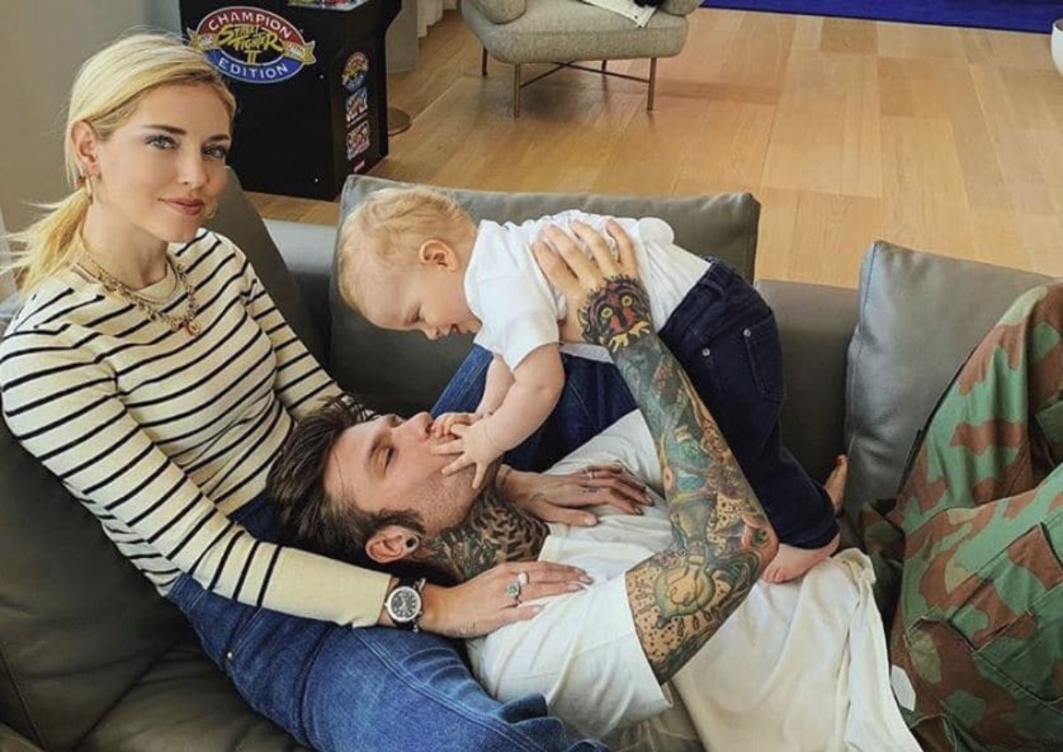 chiara ferragni leone maschera carnevale