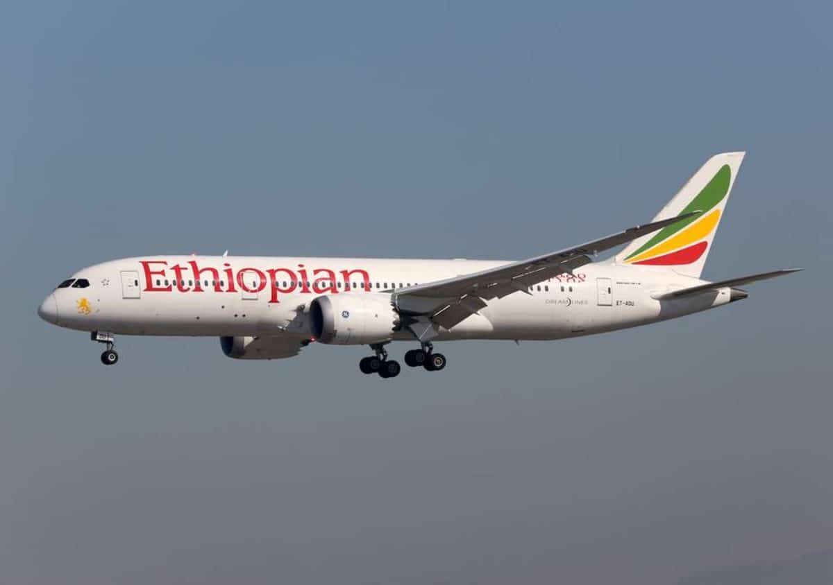 etiopia ragazzo salvo cambio volo
