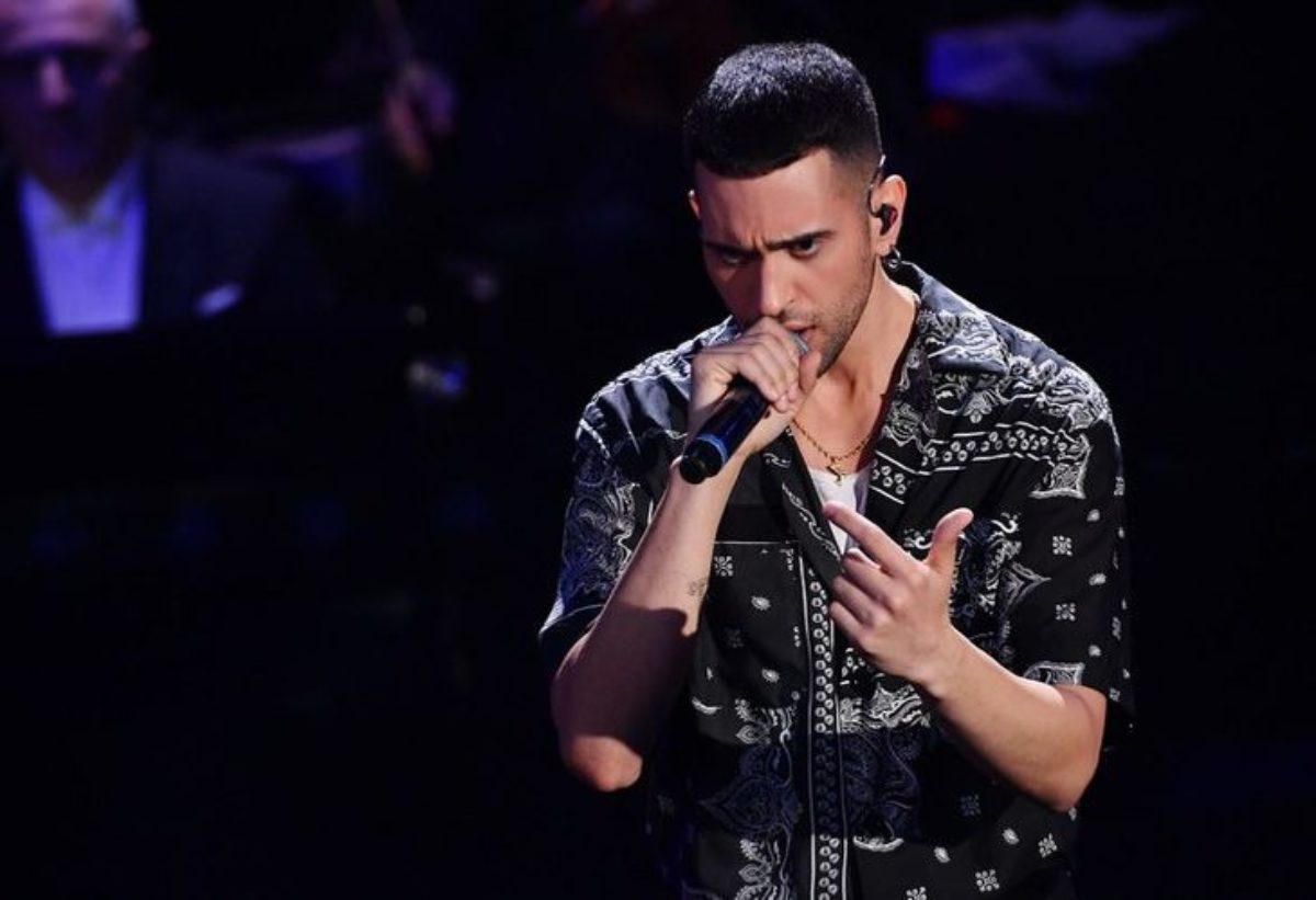 Mahmood parla del padre a Verissimo