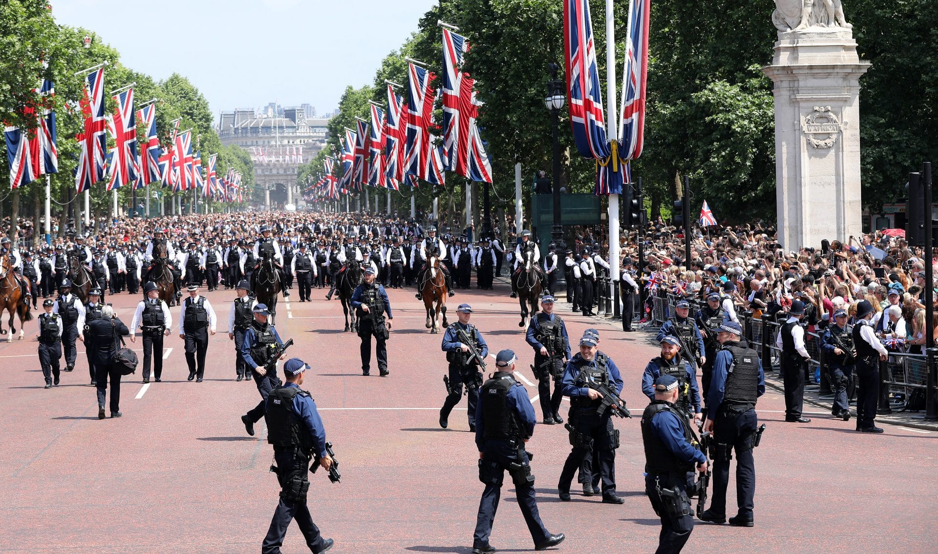 Regno Unito, il piano militare per Brexit 3.500 soldati e bunker nucleari