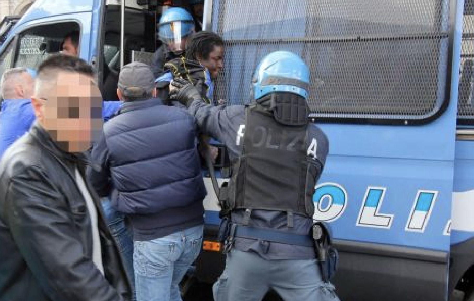 Immigrazione, accordo Italia Svizzera nasce la polizia "mista"