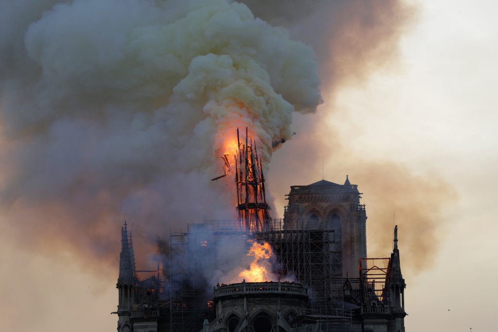 Notre Dame jihadisti