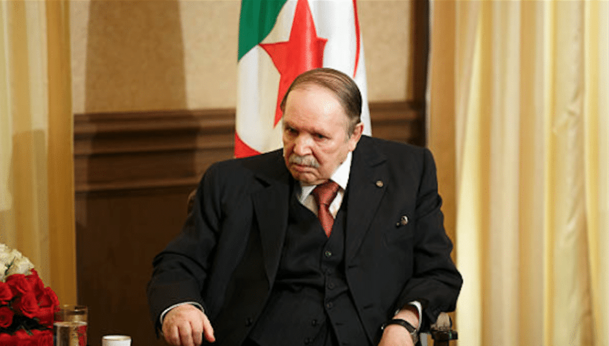 algeria dimissioni presidente