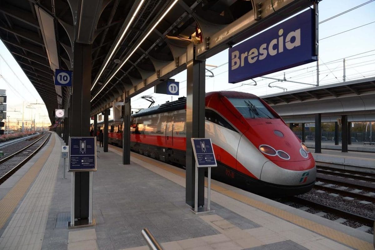 Macchinisti ubriachi Soppresso il treno Frecciarossa da Brescia Macchinisti ubriachi Soppresso il treno Frecciarossa da Brescia