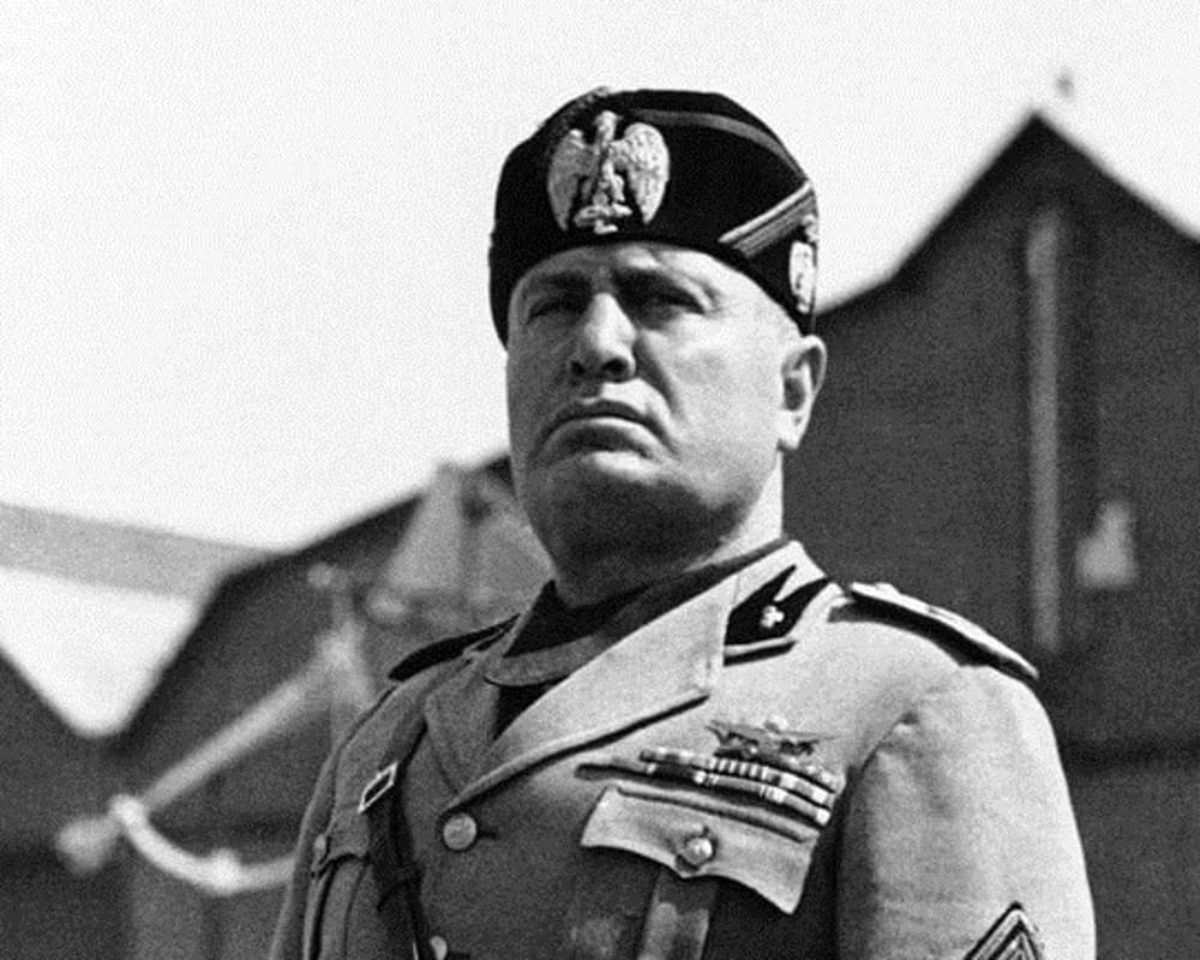 mussolini revocata cittadinanza