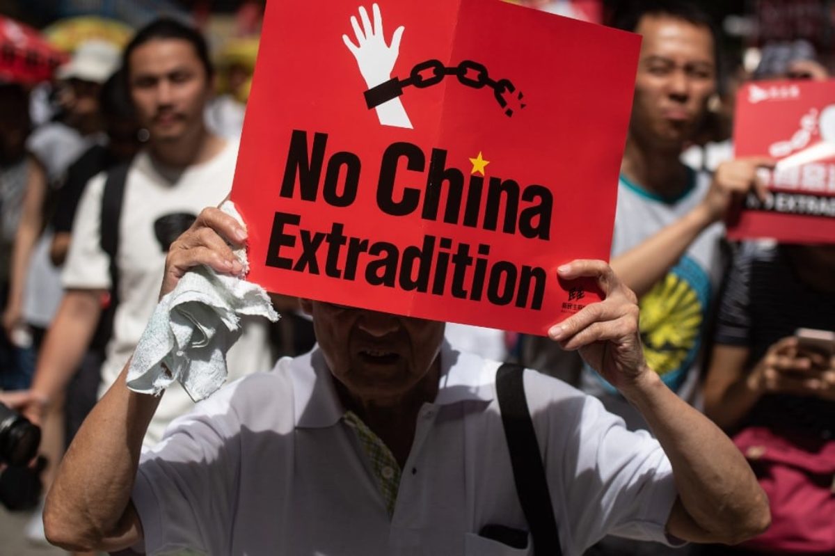 Hong Kong, avanti con legge su estradizione in Cina dopo le proteste